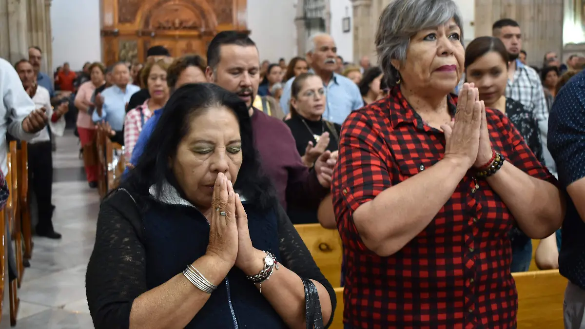 DOMINGO DE REZO NOTA PALOMA  (2)